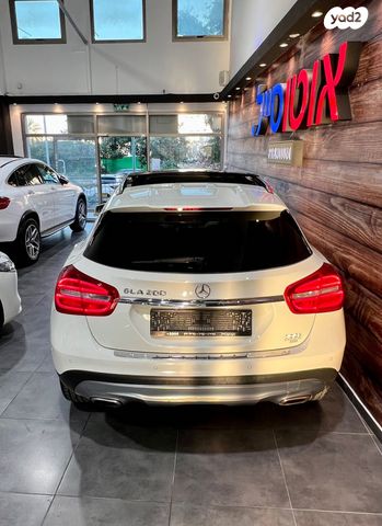 מרצדס-בנץ GLA