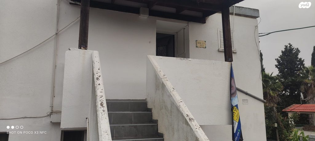 דירה, הרב משאש 112, שכונה ותיקה - מרכז העיר, מעלות תרשיחא