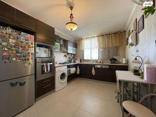 דירה, שדרות משה שרת 77, קרית ים ב', קרית ים