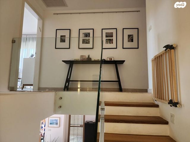 דירת גן, רמת השרון