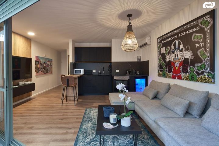 דירת גן, אלנבי 69, לב תל אביב, לב העיר צפון, תל אביב יפו