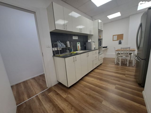 משרדים, העלייה השנייה 43, אזור