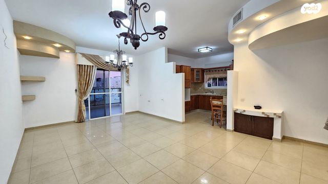 דירה, שטיינהרט, עיר, מרכז העיר, נהריה