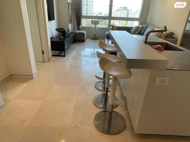 דירה, ניסים אלוני 21, צמרות איילון, פארק צמרת, תל אביב יפו