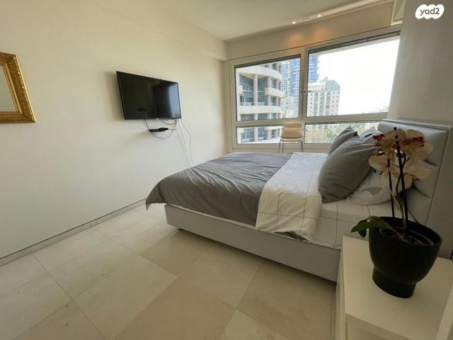 דירה, ניסים אלוני 21, צמרות איילון, פארק צמרת, תל אביב יפו