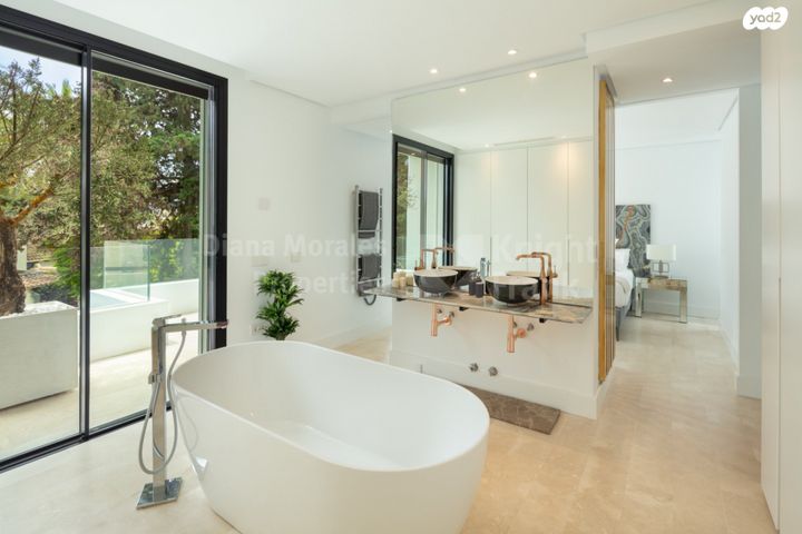 בית פרטי/ קוטג', אירוס, אירוס