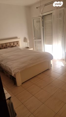 דירה, גרטרוד קראוס, ירושלים