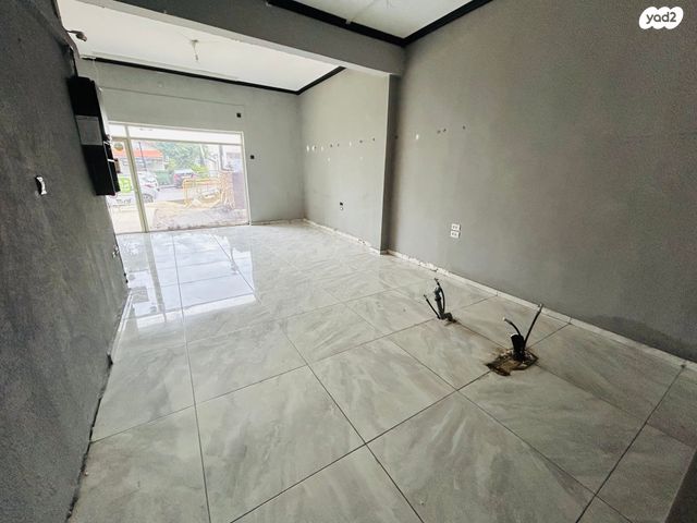 חנויות/ שטח מסחרי, הביל"ויים, גדרה