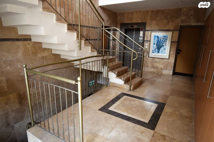 גג/ פנטהאוז, איינשטיין, הרצליה פיתוח, הרצליה