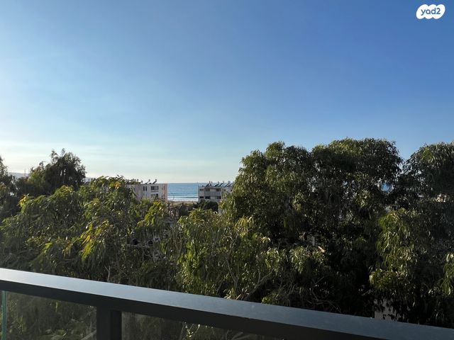 דירה, שדרות מח"ל 37, קרית חיים מערבית, חיפה