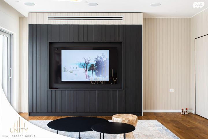 גג/ פנטהאוז, פייר קניג, נוף הטיילת, נתניה