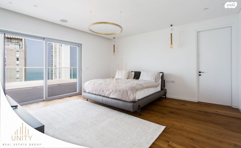 גג/ פנטהאוז, פייר קניג, נוף הטיילת, נתניה