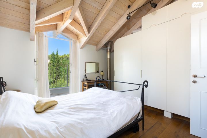 דו משפחתי, נווה שאנן, ירושלים