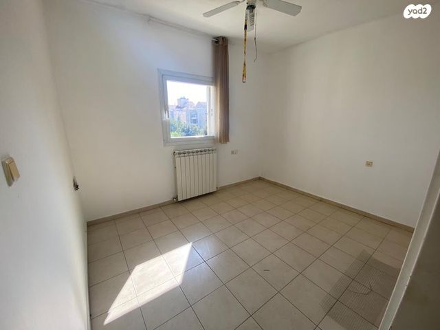 דירה, משה קול, ירושלים