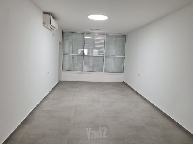 טבנקין 13