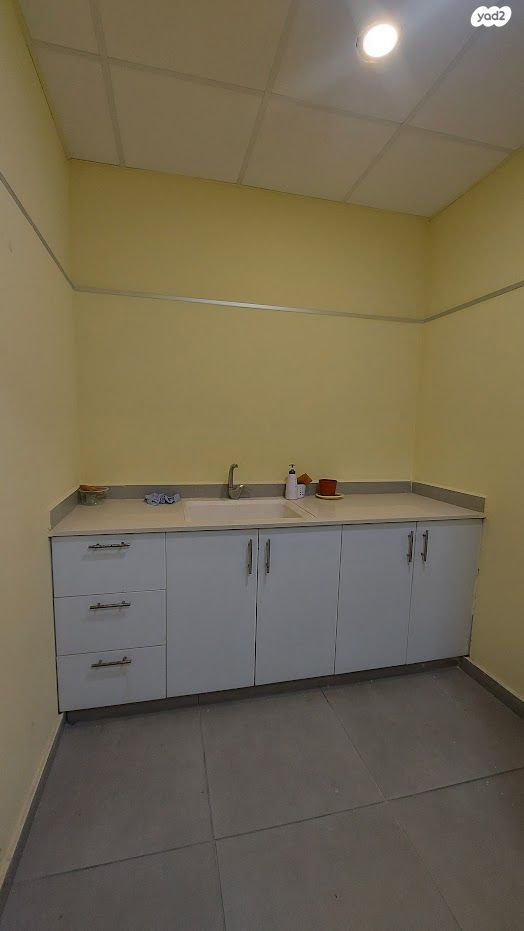 משרדים, אופיר 25, צומת הקריות, חוף שמן, חיפה