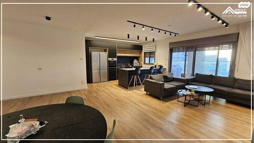 גג/ פנטהאוז