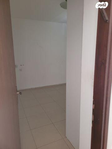 דירה, הפרסה, כרמיאל