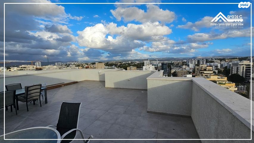 גג/ פנטהאוז, נהריה