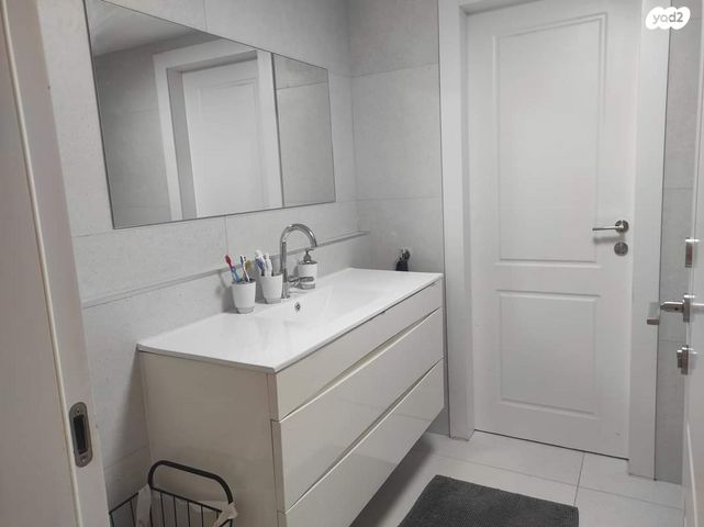 דירה, רמת אמיר, קדימה צורן