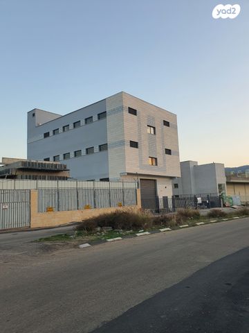 בניין משרדים