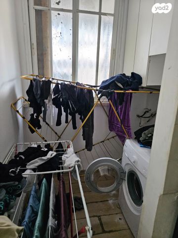 דירה, נחמה פוחצ'בסקי, רמב"ם, ראשון לציון