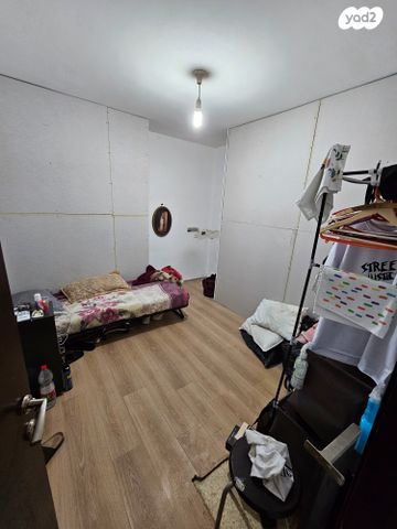 דירה, נחמה פוחצ'בסקי, רמב"ם, ראשון לציון