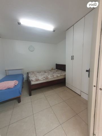 דירת גן, ירושלים, לב העיר, בת ים