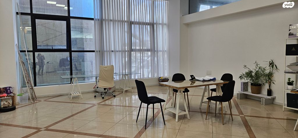 משרדים, עפולה