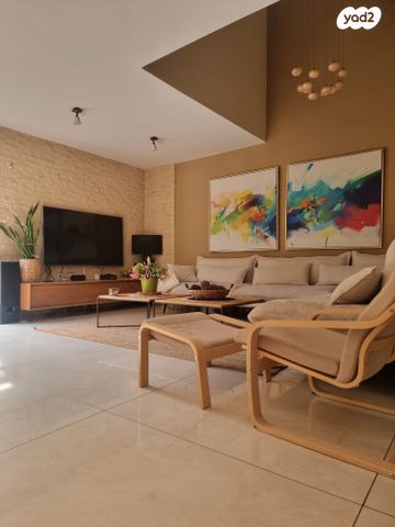 דו משפחתי, נתניה