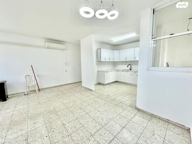 דירה, הרטום 12, נתניה