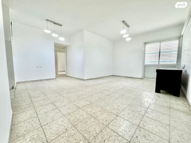 דירה, הרטום 12, נתניה