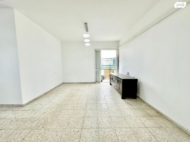 דירה, הרטום 12, נתניה