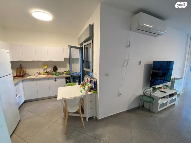 דירת גן, משה קול, ירושלים