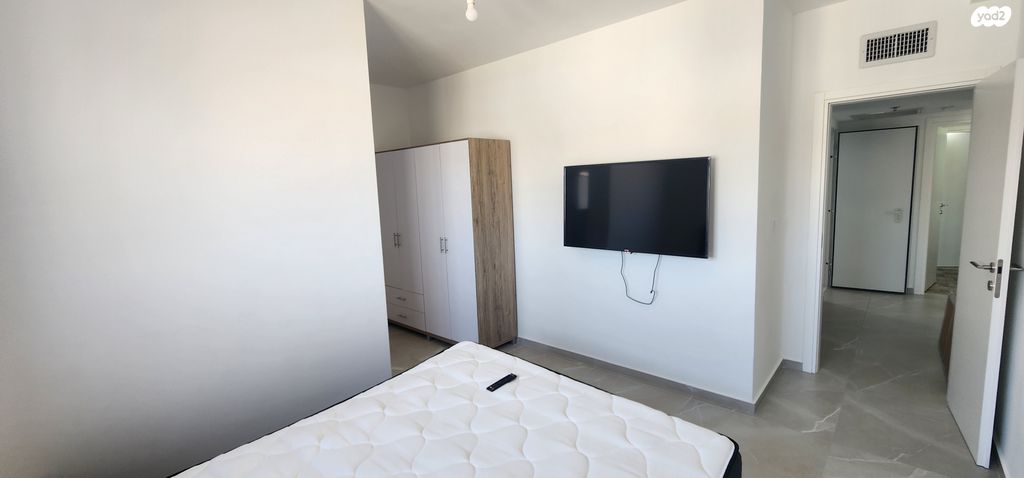 דירה, דולפין, גלי כרמל, טירת כרמל