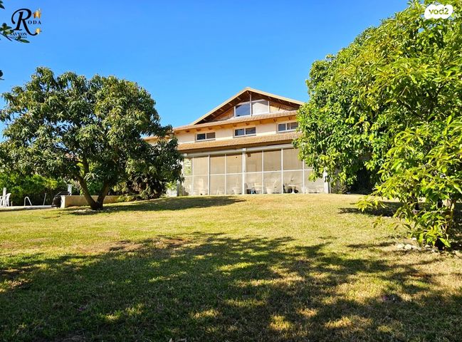 בית פרטי/ קוטג', סביון