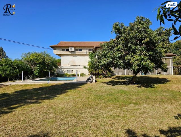 בית פרטי/ קוטג', סביון