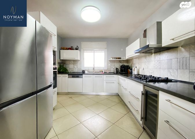 דירה, שדרות טום לנטוס, נתניה