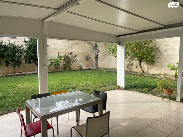 דירת גן, כסלו, הכרמים, מודיעין מכבים רעות