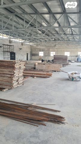 אולמות, פתח תקווה