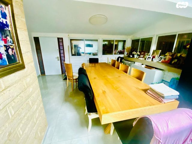 דו משפחתי, בית מאיר