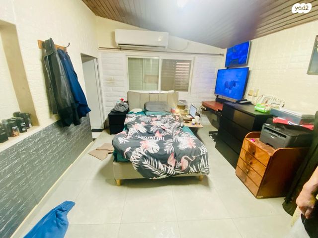 דו משפחתי, בית מאיר