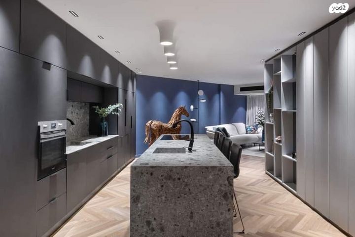 דירת גן, הרצליה