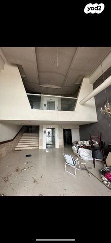 אולמות, עפולה