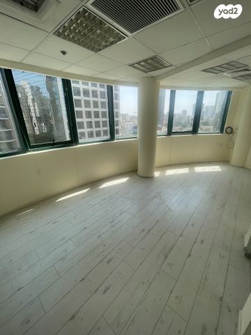 משרדים, החילזון 17, בורסה, רמת גן