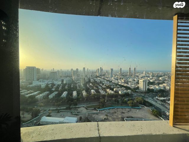 דירה, דרך מנחם בגין 158, מונטיפיורי, הרכבת, תל אביב יפו