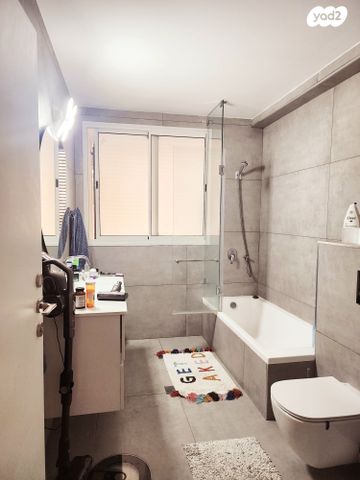 דירת גן, מעפילי אגוז 66, נווה חן, תל אביב יפו