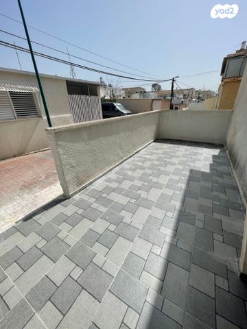 דירת גן, א.ד. גורדון, קרית ים ג', קרית ים