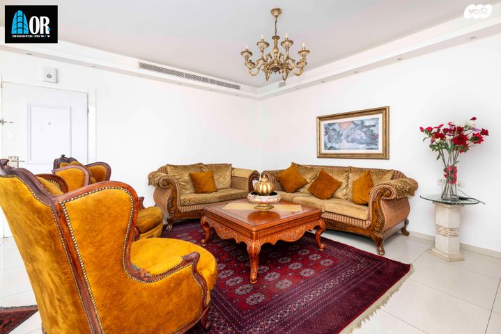 גג/ פנטהאוז, שדרות הרצל, רמלה