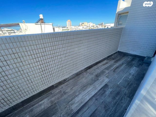 גג/ פנטהאוז, חובבי ציון, תל אביב יפו